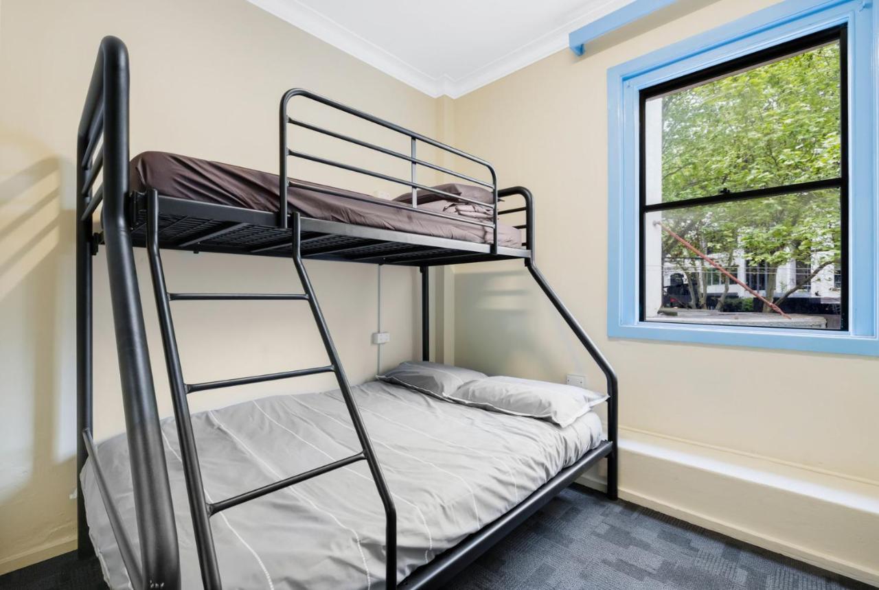 Mad Monkey Downtown Hostel Sydney Exterior foto