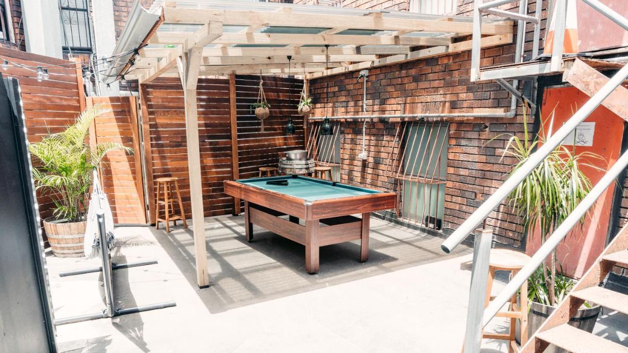 Mad Monkey Downtown Hostel Sydney Exterior foto